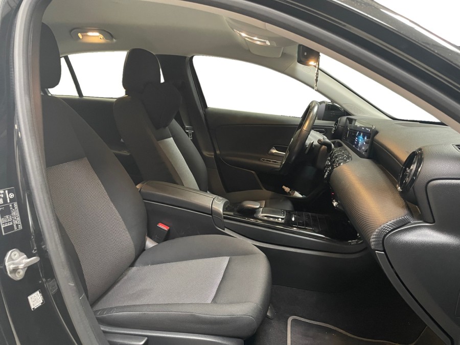 MERCEDES d'occasion A CLASSE A 200 D STYLE LINE AUTO de 2021 Bretigny