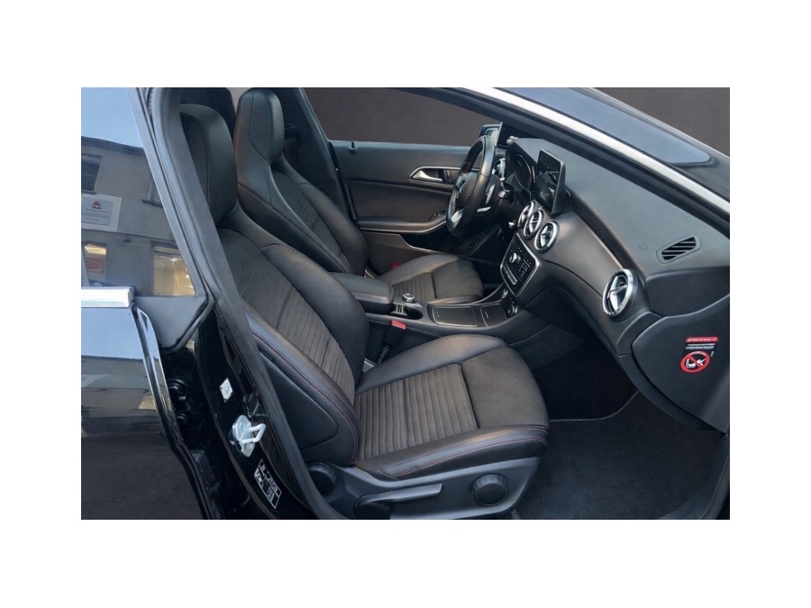 MERCEDES d'occasion CLASSE CLA CLA 220d AMG line de 2017 Le Raincy