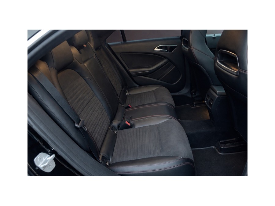 MERCEDES d'occasion CLASSE CLA CLA 220d AMG line de 2017 Le Raincy