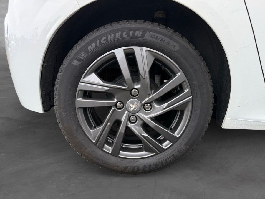 PEUGEOT d'occasion 208 II 1.2 PURETECH 100 de 2022 Mérignac (33)﻿