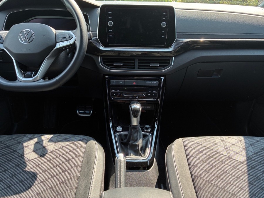 VOLKSWAGEN d'occasion T-CROSS 1.5 TSI 150 R-LINE EDITION  DSG de 2024