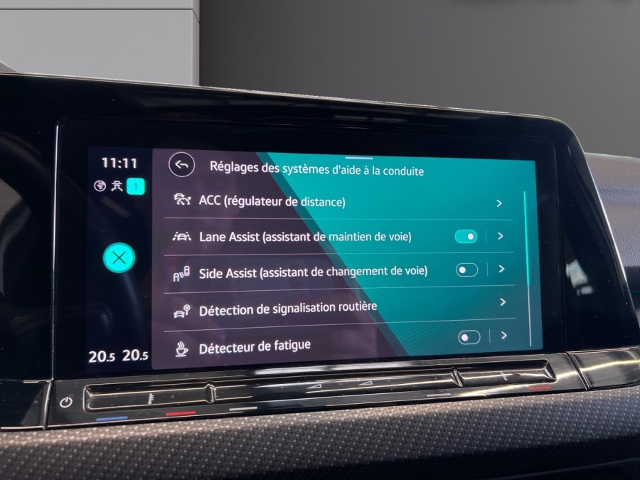 VOLKSWAGEN d'occasion GOLF VIII 1.5 ETSI 150 R-LINE DSG AUTO de 2022