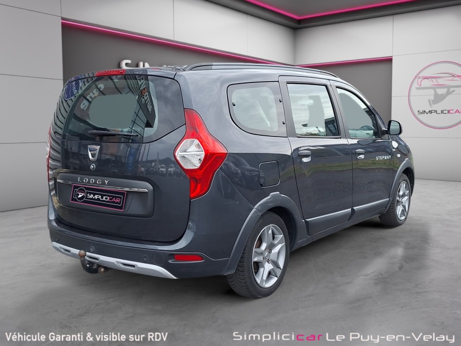 DACIA d'occasion LODGY 1.3 TCe 130ch Stepway 7 places de 2020 Le Puy