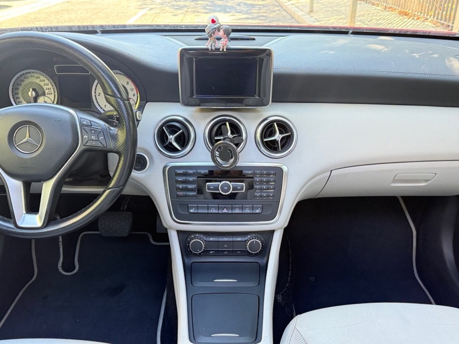 MERCEDES d'occasion CLASSE A MERCEDES CLASSE A 200 CDI 7G-DCT