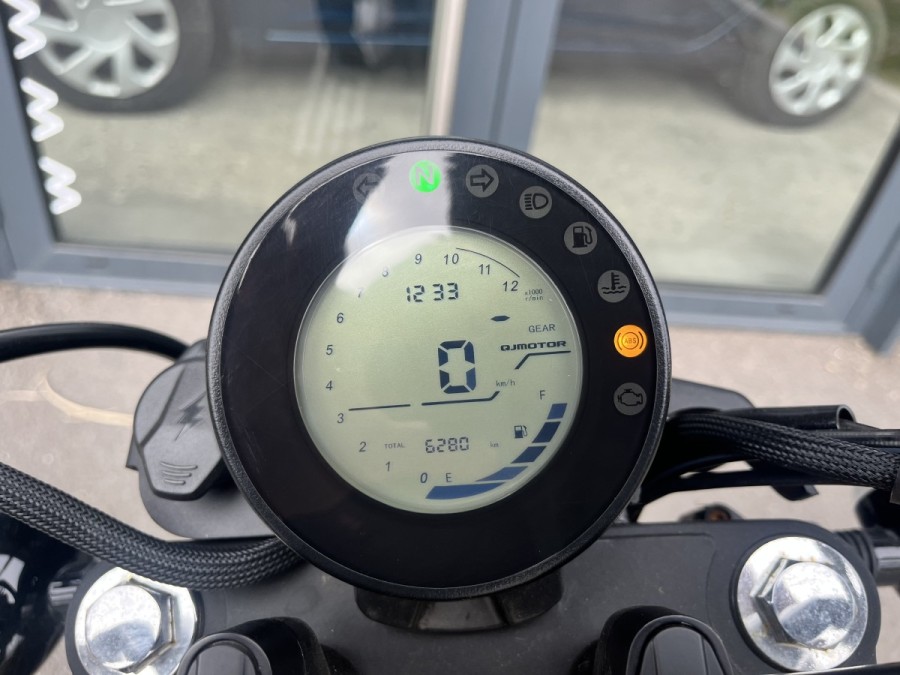 QJMOTOR d'occasion SRV125 moto de 2024 Vernon (27)﻿
