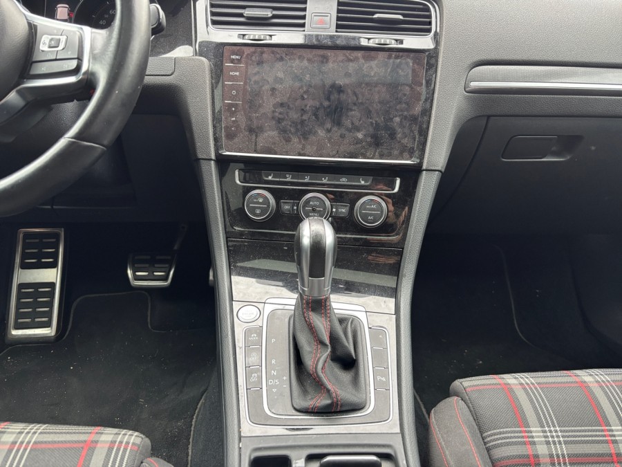 VOLKSWAGEN d'occasion GOLF 2.0 TSI 230ch BlueMotion Technology GTI