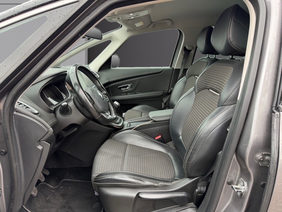 RENAULT d'occasion SCÉNIC IV GRAND SCENIC IV 1.6 DCI 130 INTENS de