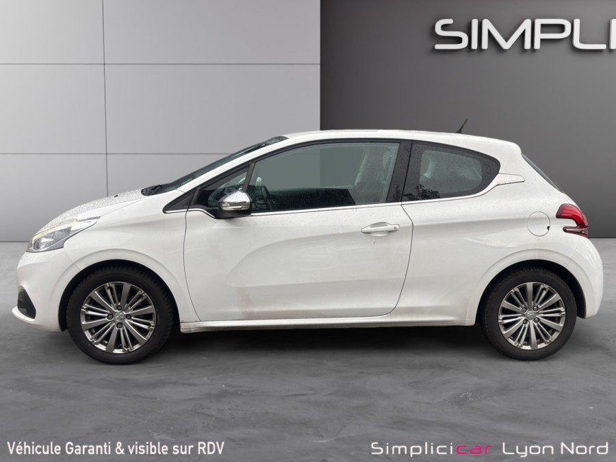 PEUGEOT d'occasion 208 1.6 BlueHDi 100ch Allure S&S 5p de 2015 Lyon
