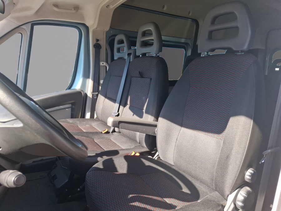 CITROEN d'occasion JUMPER 2.2 BlueHDI 130ch COMBI CONFORT 33 L2H2 de