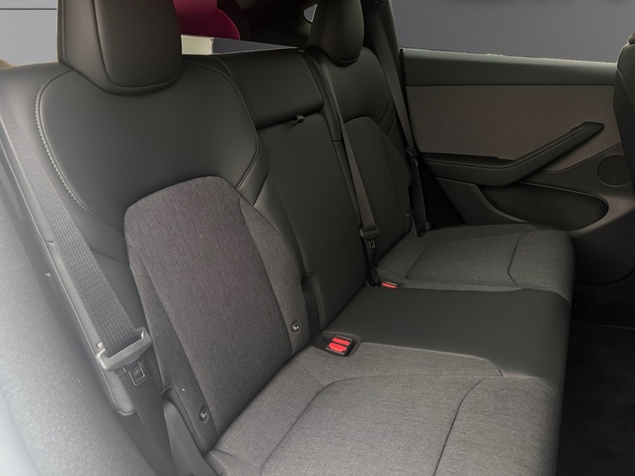 TESLA d'occasion MODEL Y Standard RWD de 2026 Lyon St Priest (69)﻿