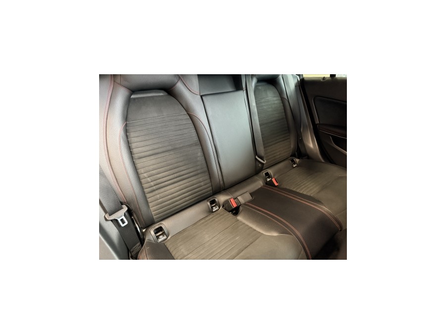 MERCEDES d'occasion CLA SHOOTING BRAKE 220 D STARLIGHT EDITION AUTO