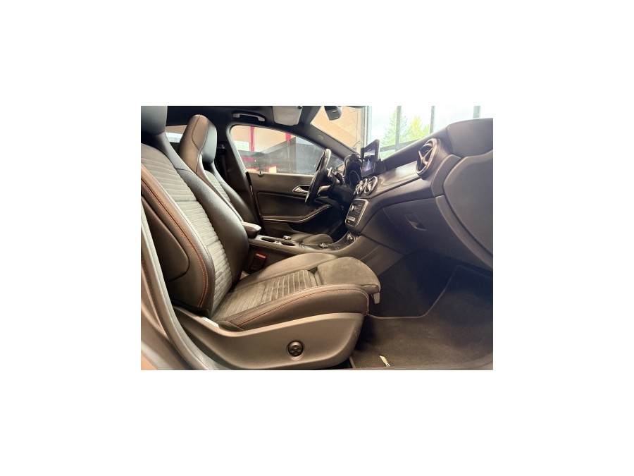 MERCEDES d'occasion CLA SHOOTING BRAKE 220 D STARLIGHT EDITION AUTO