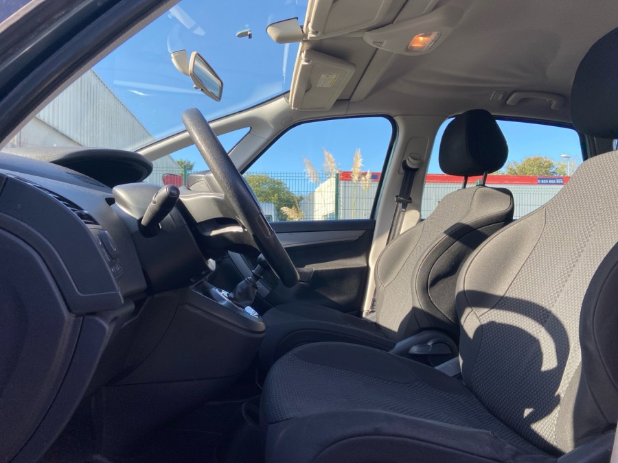 CITROEN d'occasion C4 PICASSO 1.6 HDI 110 MILLENIUM de 2012 Brest