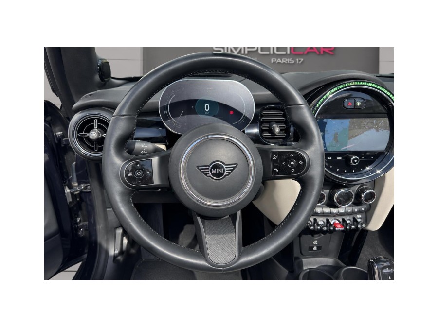 MINI d'occasion MINI 1.5 COOPER 136 GREENWICH AUTO de 2024 Paris 17