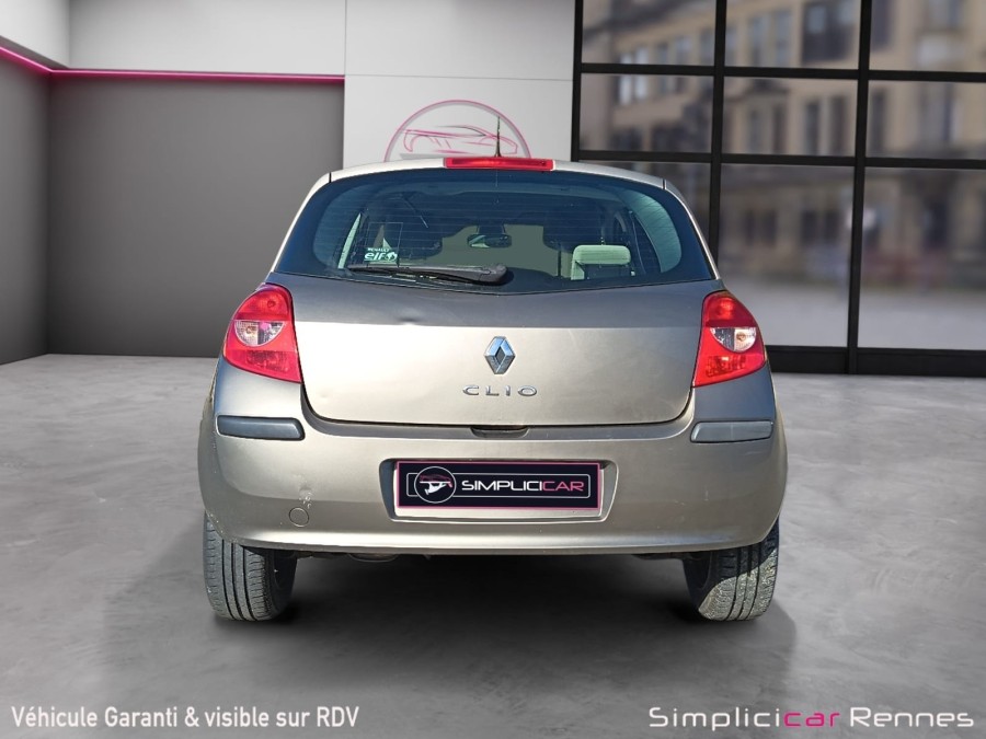 RENAULT d'occasion CLIO RENAULT CLIO ECO2 PRIVILEGE 1.5DCI 85 de 2008