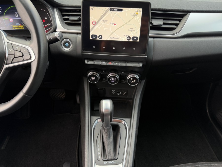 RENAULT d'occasion CAPTUR 1.6 E-Tech hybride 145ch Business -21 de