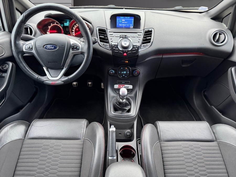 FORD d'occasion FIESTA 1.6 EcoBoost 200ch ST200 3p de 2016 Toulon Est