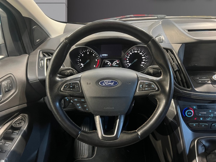 FORD d'occasion KUGA II 1.5 TDCI 120Ch VIGNALE de 2019 Fontainebleau