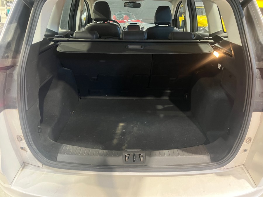 FORD d'occasion KUGA II 1.5 TDCI 120Ch VIGNALE de 2019 Fontainebleau