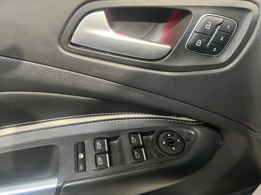 FORD d'occasion KUGA II 1.5 TDCI 120Ch VIGNALE de 2019 Fontainebleau
