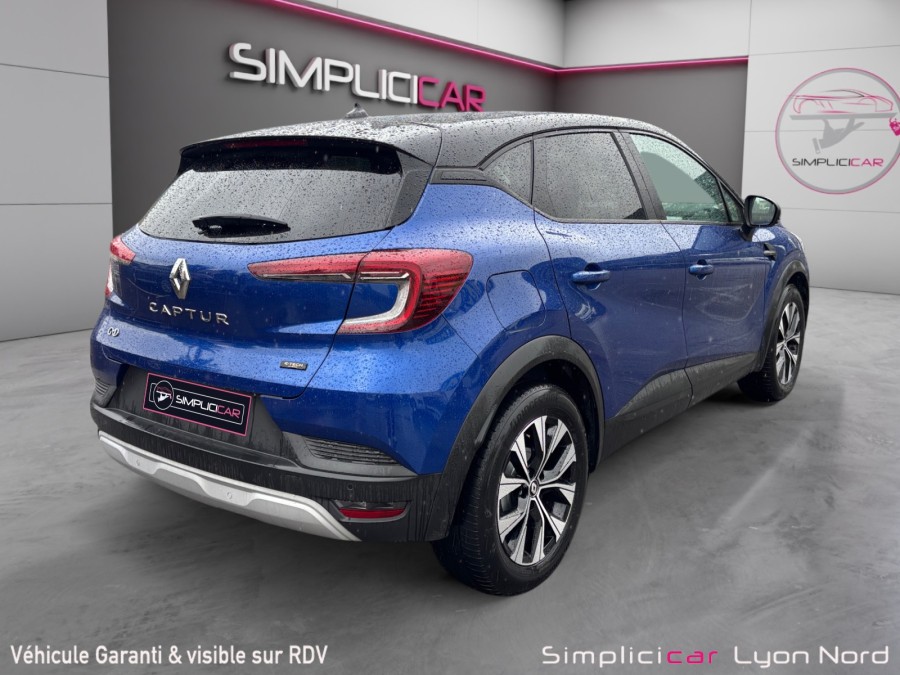 RENAULT d'occasion CAPTUR 1.6 E-Tech hybride 145ch Engineered de 2024