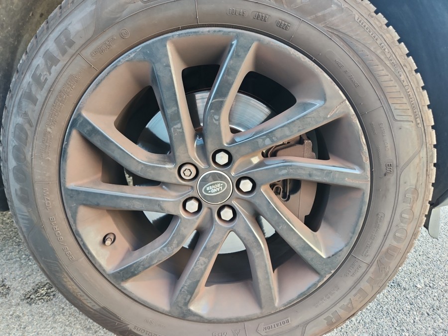 LAND ROVER d'occasion DISCOVERY 2.0 TD4 150 de 2018 Frejus (83)﻿