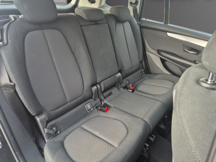 BMW d'occasion SERIE 2 218dA 150ch Business Design de 2018 Royan (17)﻿
