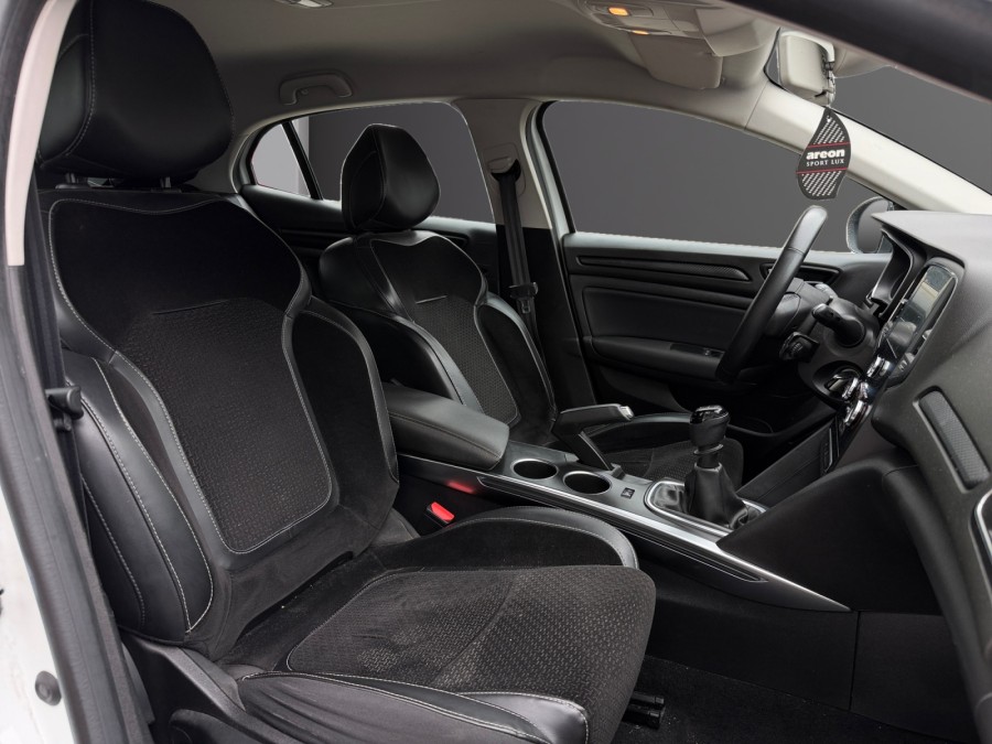 RENAULT d'occasion MEGANE IV 1.5 BLUE DCI 95 Business de 2019 Nîmes