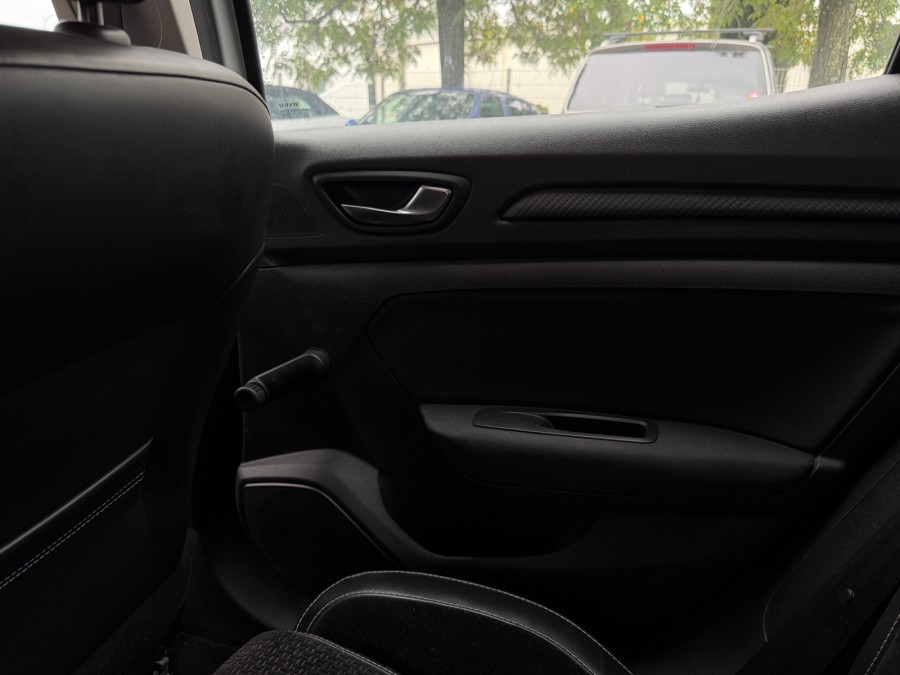 RENAULT d'occasion MEGANE IV 1.5 BLUE DCI 95 Business de 2019 Nîmes