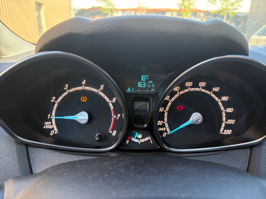 FORD d'occasion FIESTA 1000 ECOBOOST 100 BUSINESS NAV de 2016 Lyon