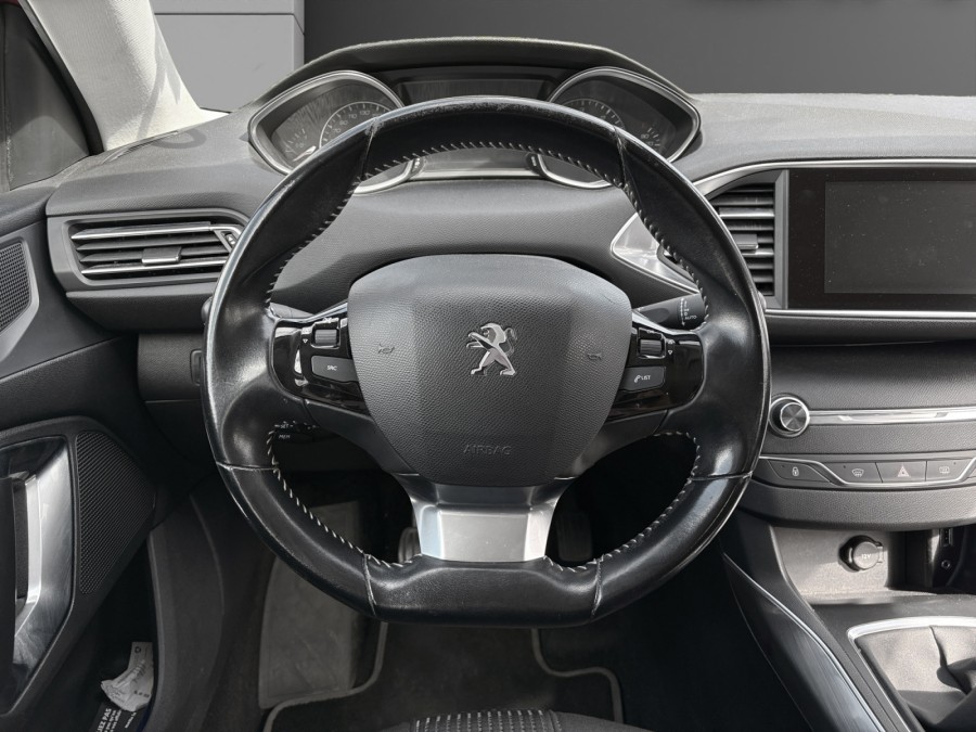 PEUGEOT d'occasion 308 II ALLURE 1.6 BLUE HDI 120Ch de 2017 Poitiers