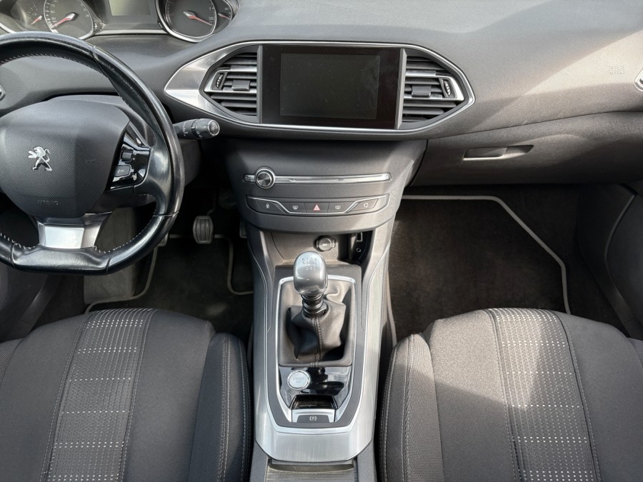 PEUGEOT d'occasion 308 II ALLURE 1.6 BLUE HDI 120Ch de 2017 Poitiers