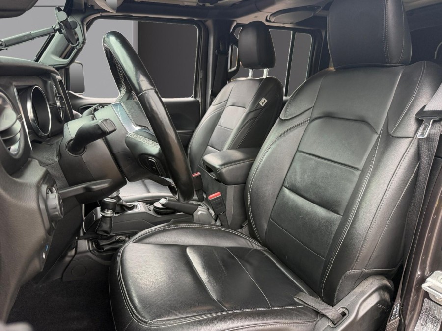 JEEP d'occasion WRANGLER 2.0 T 380ch 4xe First Edition Command-Trac