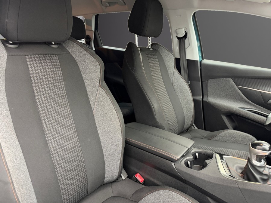 PEUGEOT d'occasion 5008 II 1.5 BLUE HDI 130 ACTIVE BUSINESS de 2019