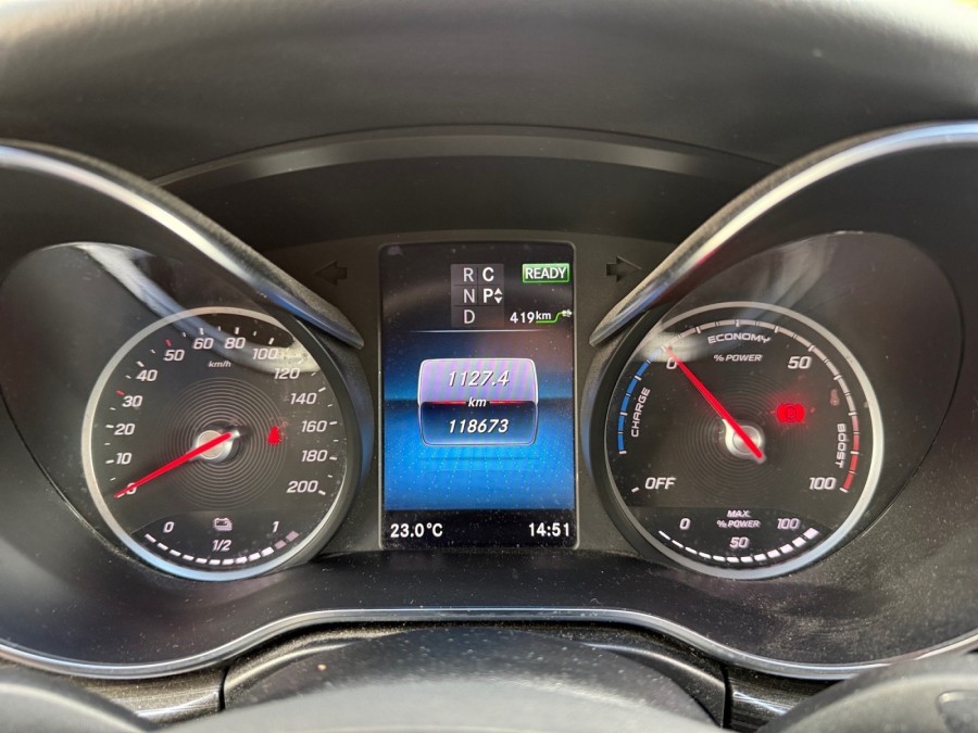 MERCEDES d'occasion EQV 300 204 LONG AVANTGARDE de 2023 Montreuil
