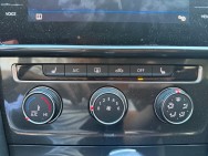 VOLKSWAGEN d'occasion GOLF VII 1.6 TDI 115 CONFORTLINE DSG AUTO de