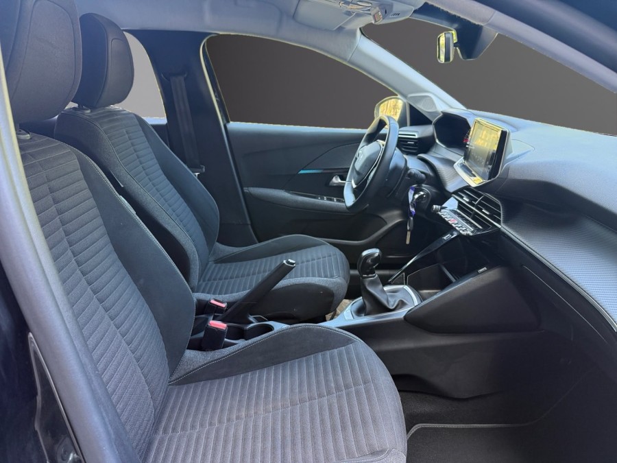 PEUGEOT d'occasion 208 1.2 PureTech de 2022 Nice (06)﻿