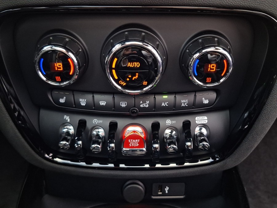 MINI d'occasion CLUBMAN MINI CLUBMAN JOHN COOPER WORKS 306 ALL4 de