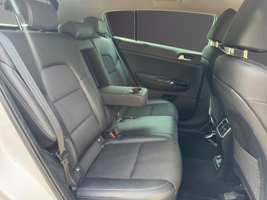 KIA d'occasion SPORTAGE 1.6 CRDI 136 de 2021 Vienne (38)﻿