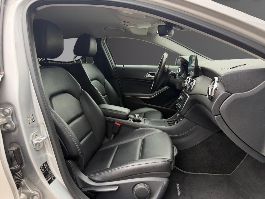 MERCEDES d'occasion GLA 200 D 2.2 CDI 4MATIC  sensation 7G de 2017