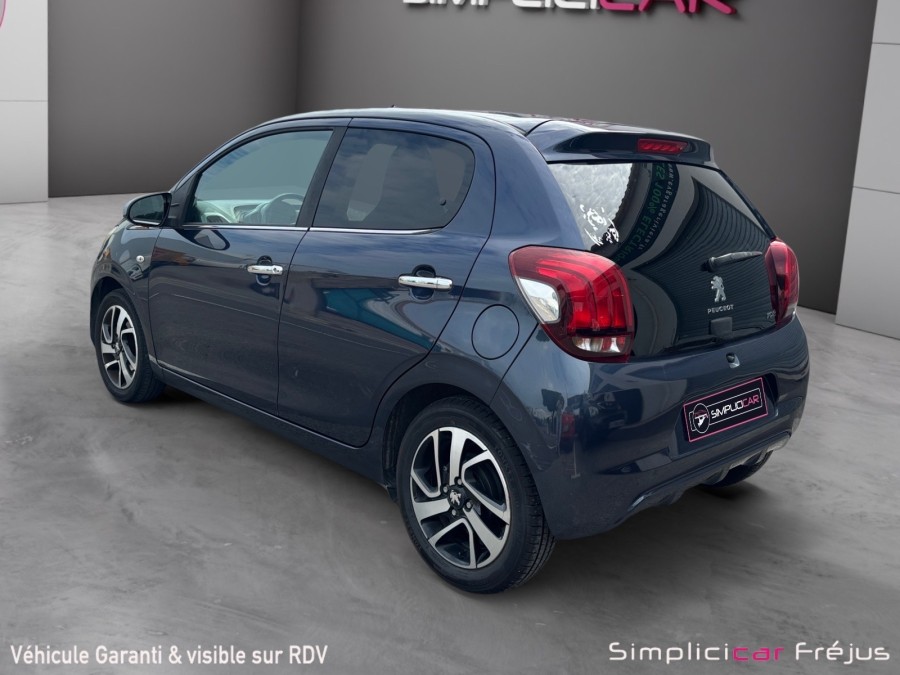 PEUGEOT d'occasion 108 1.2 VTI 82 PURETECH ALLURE de 2015 Frejus (83)﻿