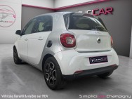 SMART d'occasion FORFOUR 90ch prime de 2017 Champigny sur Marne (94)﻿