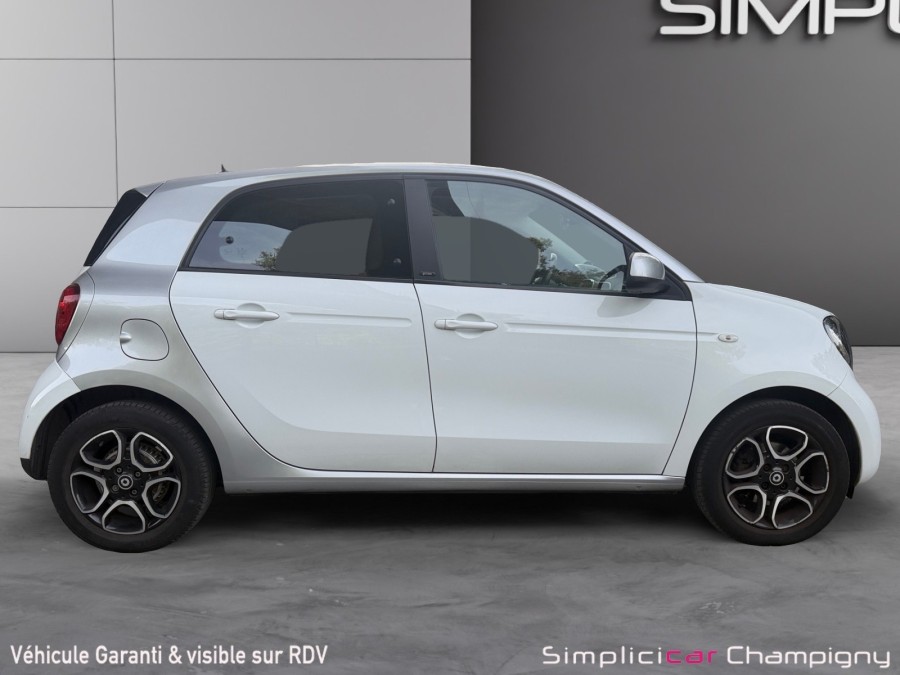 SMART d'occasion FORFOUR 90ch prime de 2017 Champigny sur Marne (94)﻿