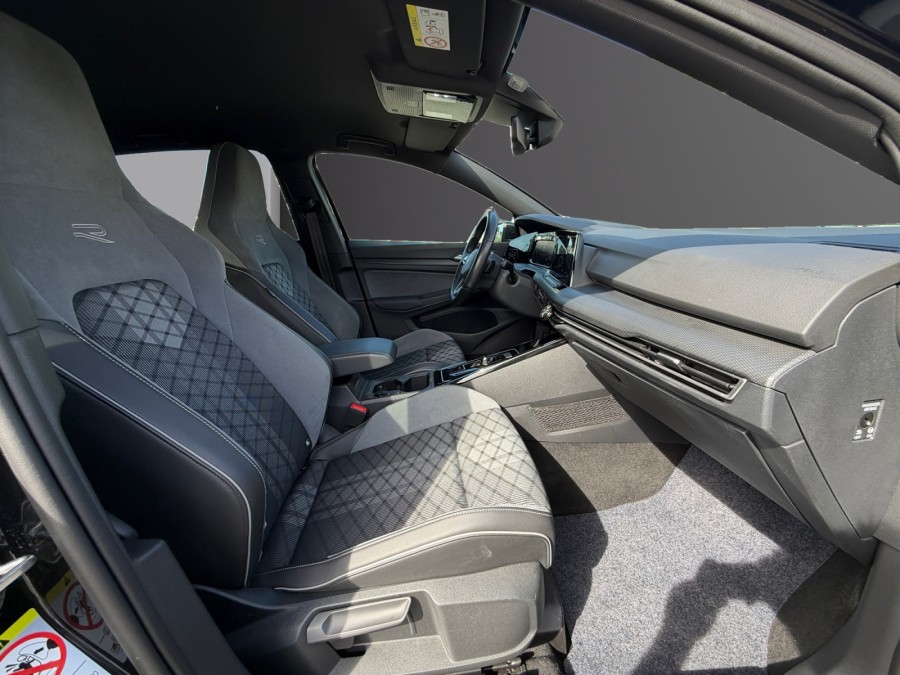 VOLKSWAGEN d'occasion GOLF 1.5 eTSI OPF 150ch R-Line DSG7 de 2023