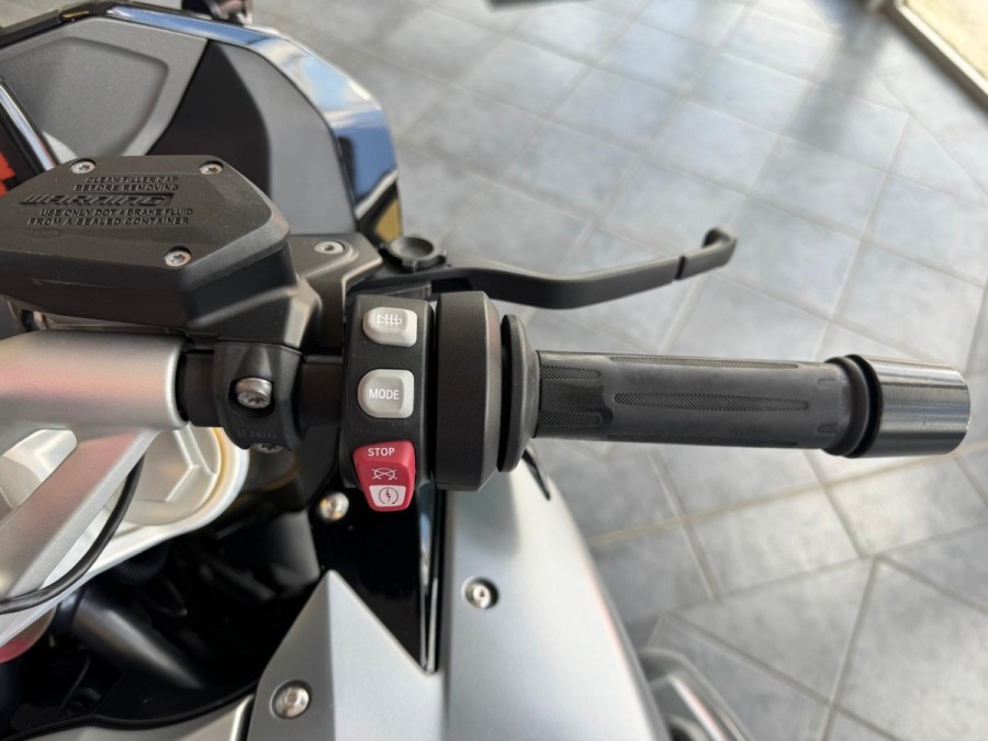 BMW d'occasion R1200RS R1200RS de 2015 St Gaudens (31)﻿