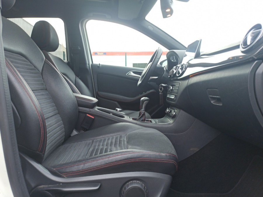 MERCEDES d'occasion CLASSE B II 180 CDI FASCINATION AMG de 2015 Brest
