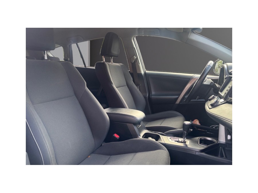 TOYOTA d'occasion RAV4 HYBRIDE DYNAMIC de 2017 Montreuil (93)﻿