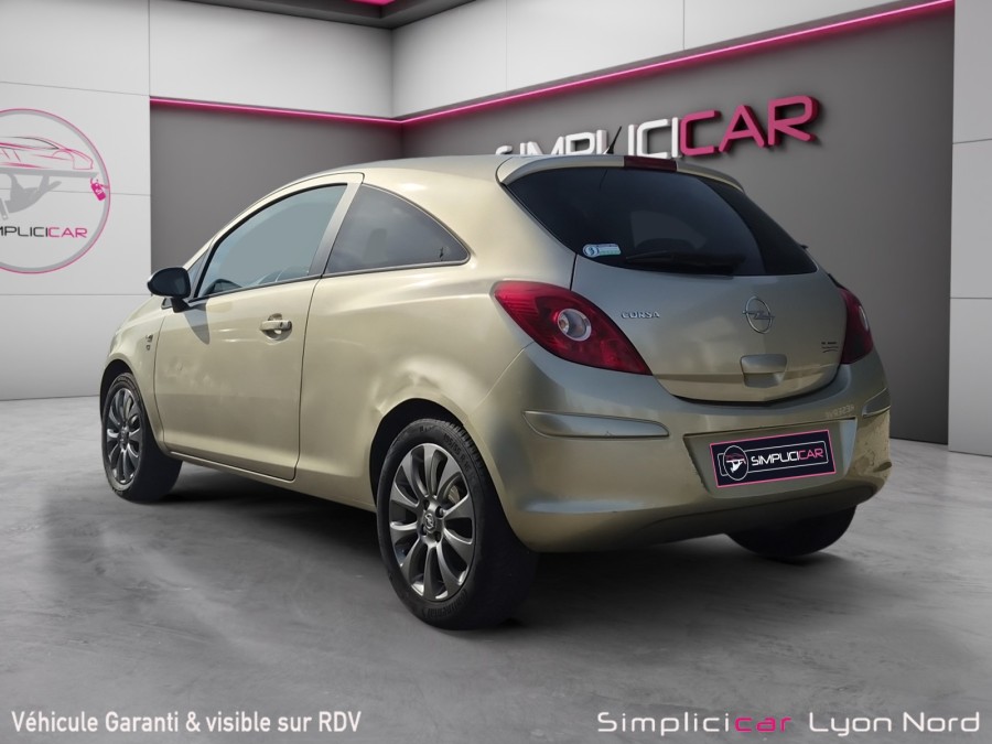 OPEL d'occasion CORSA IV 1.2 TWINPORT 85 EDITION de 2010 Lyon Nord