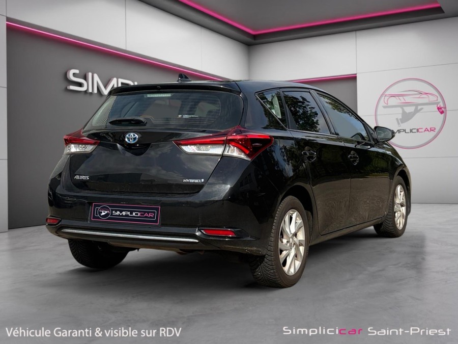 TOYOTA d'occasion AURIS II 1.8 136H DYNAMIC AUTO de 2018 Lyon St