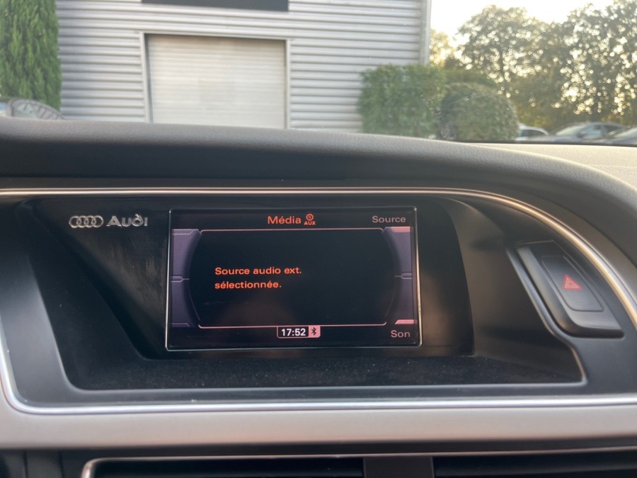 AUDI d'occasion A5 2 TDI 170 DPF ADVANCED EDITION PLUS de 2011 Salon